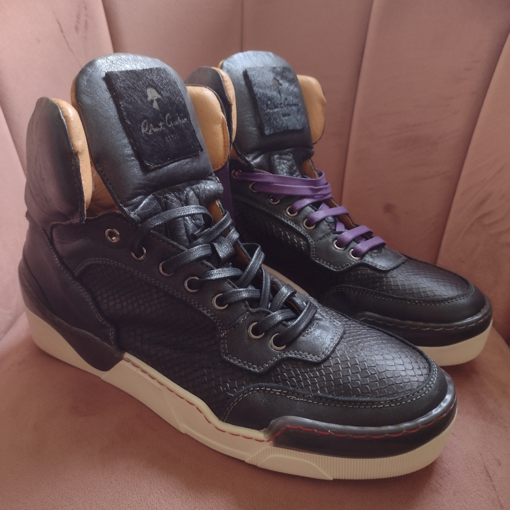 "Robert Graham" High Tops
